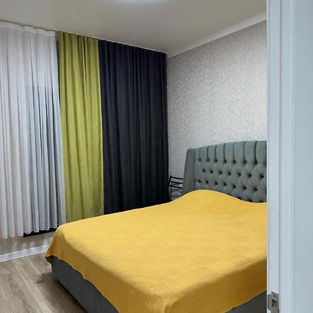 Алые Паруса Hotel Cholpon-Ata Exterior foto