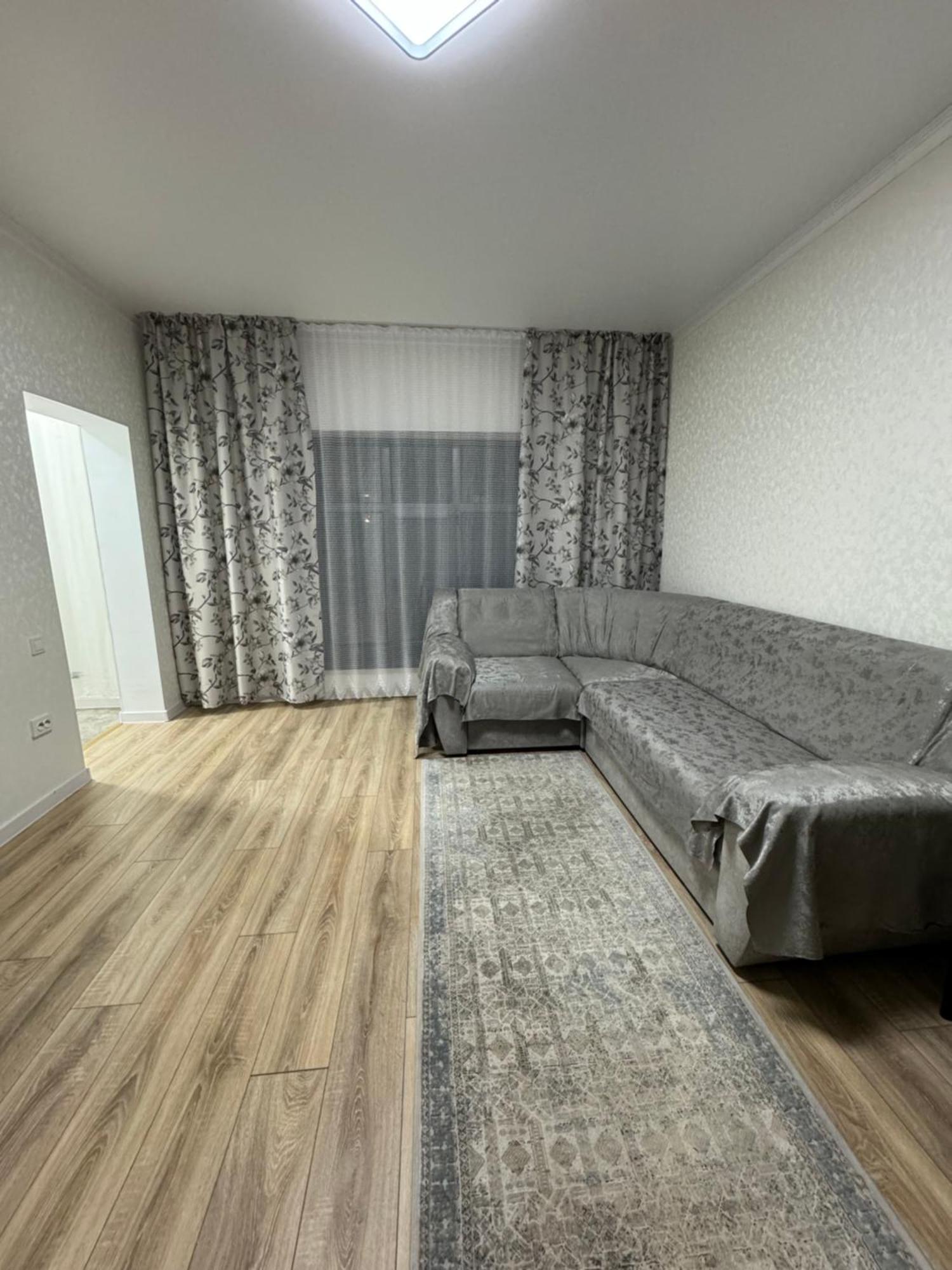 Алые Паруса Hotel Cholpon-Ata Exterior foto