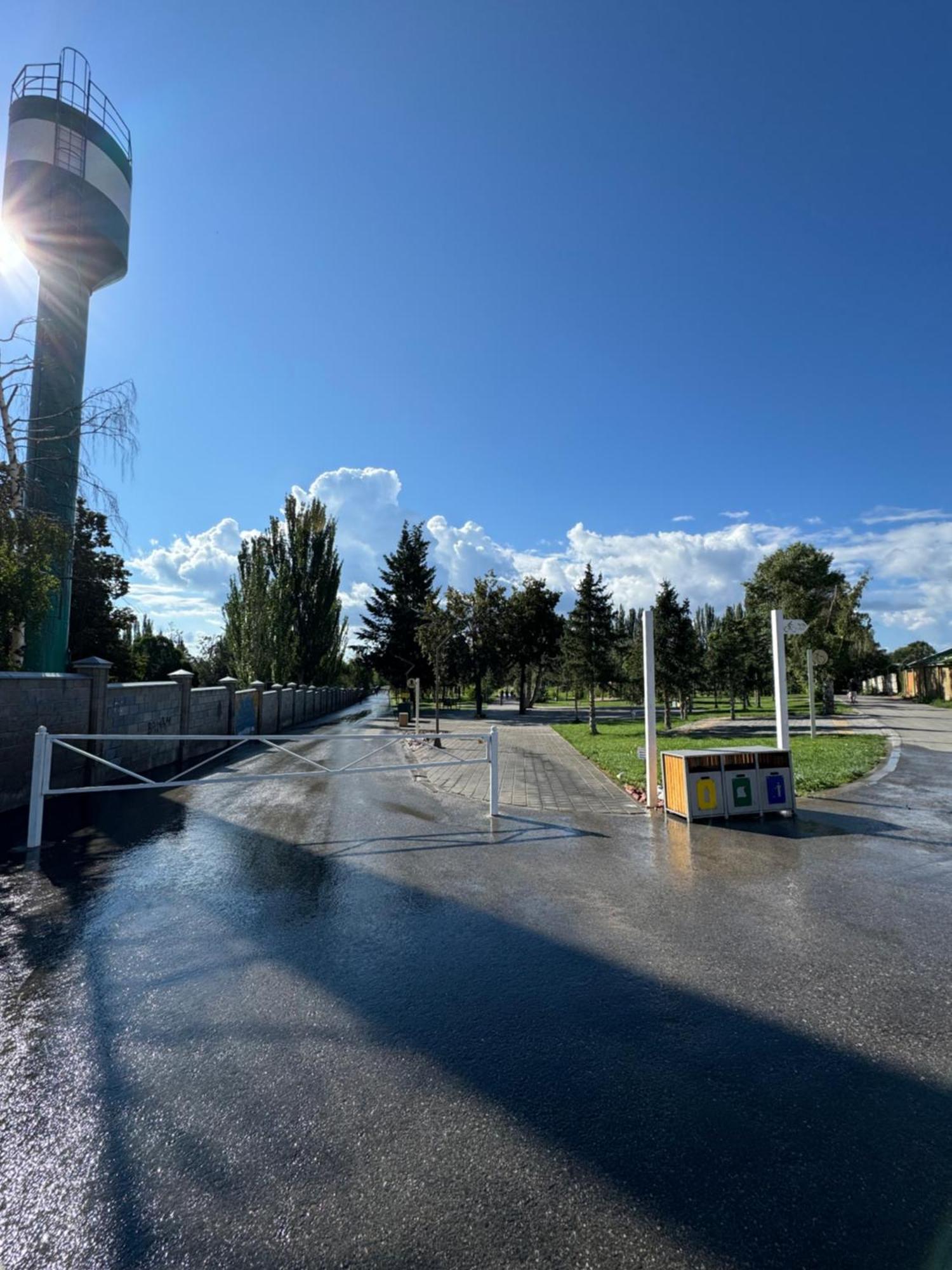 Алые Паруса Hotel Cholpon-Ata Exterior foto